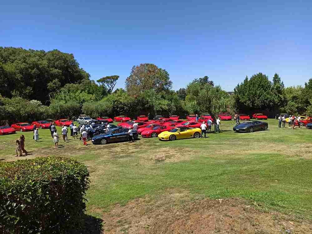Raduno Di Ferrari A Roma