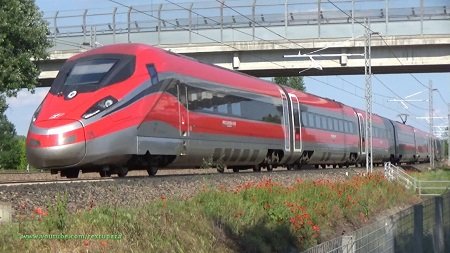 Squadre Tecniche Al Lavoro Per Riaprire La Linea Ad Alta Velocita  Milano