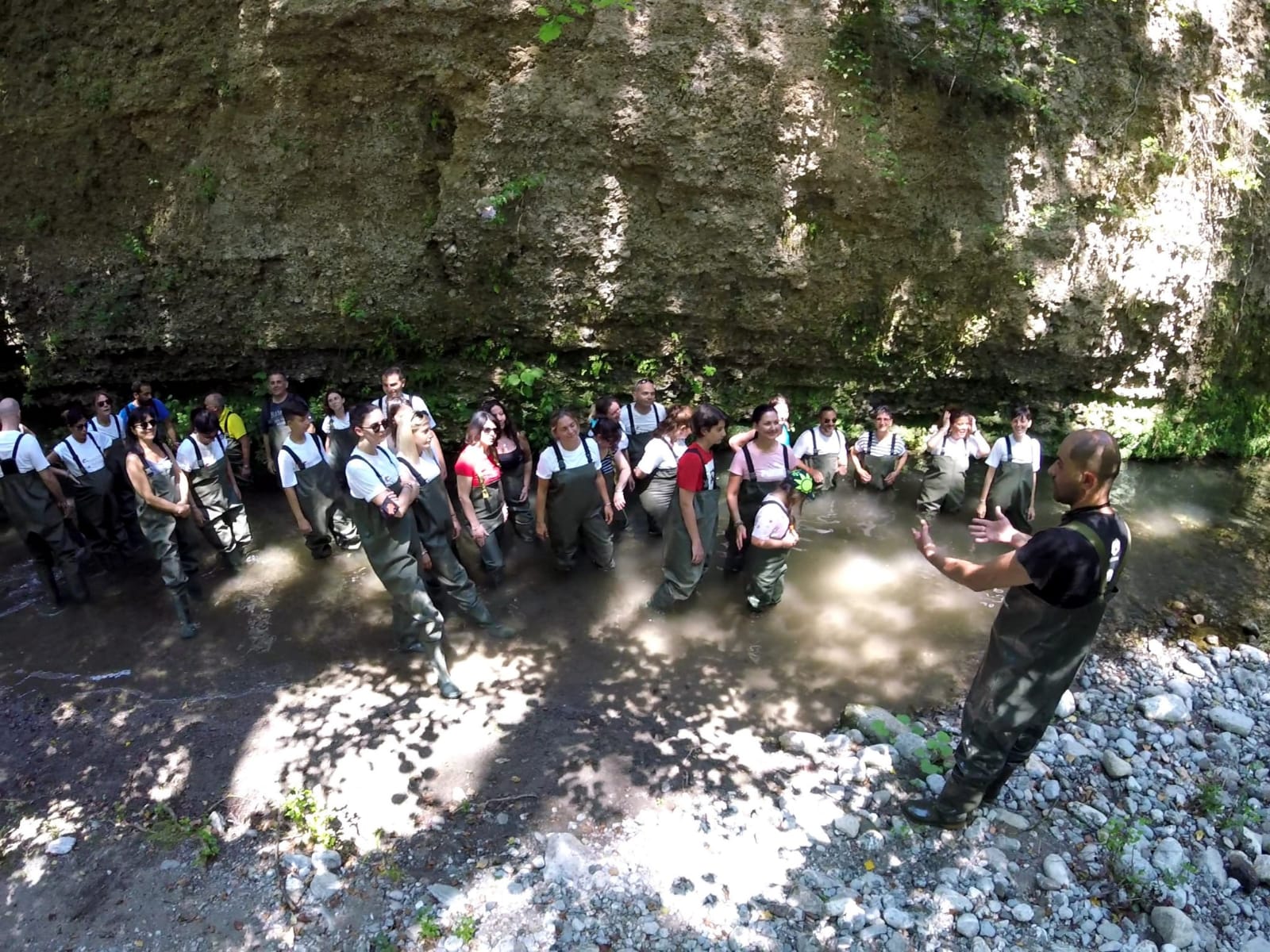 Acquatrekking nel fiume Mercure Acquatrekking nel fiume Mercure
