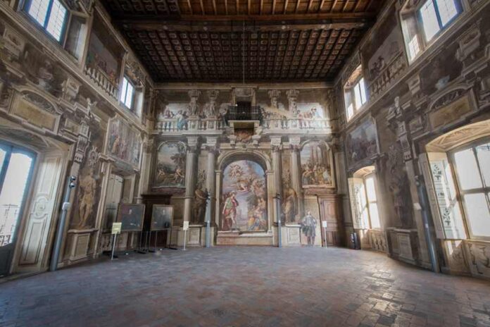 Cesanomaderno Palazzoareseborromeo Int