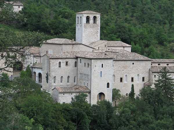 Fonte Avellana2