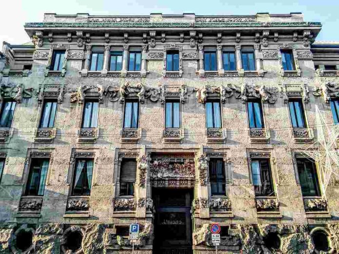 Milano - Palazzo Castiglioni - ph Melancholia - itwiki Milano - Palazzo Castiglioni