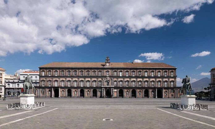 Palazzo Reale Napoli foto Luciano Pedicini Palazzo Reale Napoli foto Luciano Pedicini