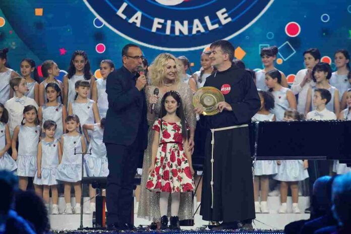 Carlo Conti e Antonella Clerici Finale Zecchino d'Oro 2019