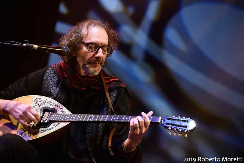 Stefano Saletti foto Roberto Moretti