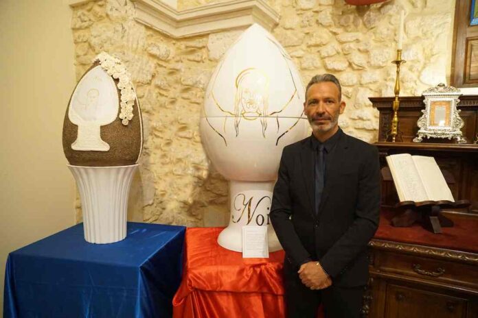 Diego Cortez e l'uovo pigna