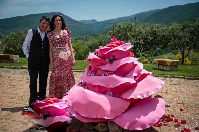 Nicola Fiasconaro con Mariagrazia Cucinotta Festa delle Rose - credits Studio Fotografico Di Stefano e Robert Goodman Fiasconaro e Cucinotta Festa delle Rose credits Studio Fotografico Di Stefano e Robert Goodman