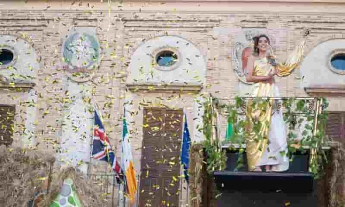 Grappolo d'oro carri