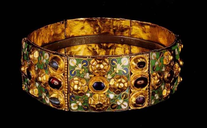 Foto Napoleone Iron Crown of Lombardy Occult History of the Third Reich Peter Crawford edit