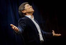 Gianni Morandi torna sul palco del Teatro Duse | 17 Febbraio Gianni Morandi ph Angelo Trani 1