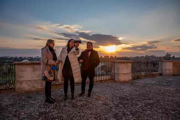 Salve digital PRESS CONFERENCE