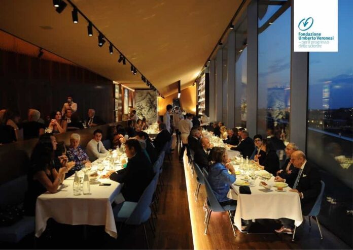 Fondazione Prada serata Veronesi ospiti in sala