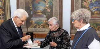 Il Presidente Sergio Mattarella con le sorelle Bucci