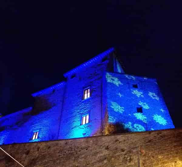 Castello illuminato 1