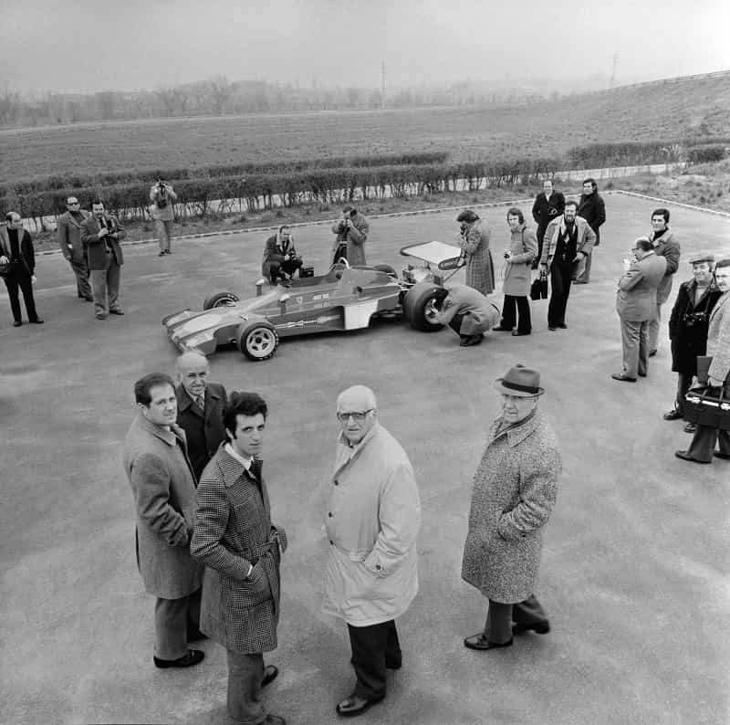 Enzo Ferrari col filgio Piero © Archivio Giorgio Nada Editore Fondo Franco Villani