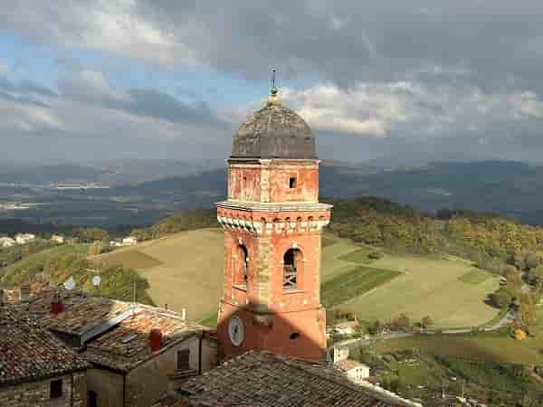 castello Frontone castello Frontone