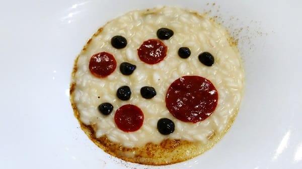 risotto crema di topinaumour aglio nero liquirizia e 'nduja risotto crema di topinaumour aglio nero liquirizia e 'nduja