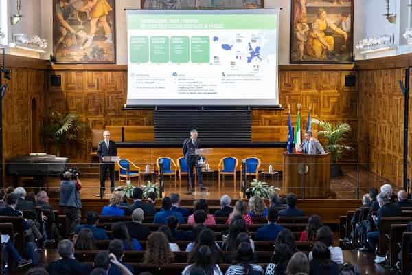 Presentazione ricerca Comunicazione, media e turismo