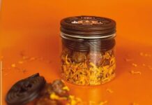 Halloween, docetto o scherzetto in uno snack snack dolcetto scherzetto