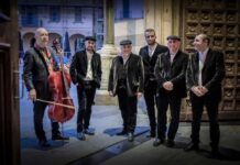 Oristano. Ernst Reijseger e il Cuncordu e Tenore de Orosei in concerto | 28 dicembre Ernst Reijseger & Cuncordu e Tenore de Orosei (© Roberto Cifarelli)