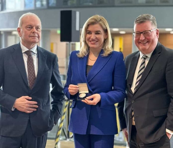 Nikolina Brnjac, Il ministro del Turismo e dello Sport della Repubblica di Croazia