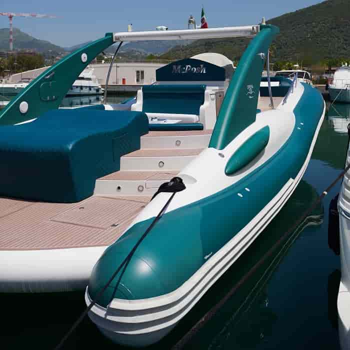 SCH Boat wrapping refitting