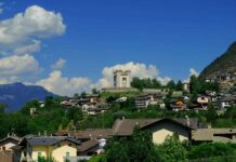 Borghi italiani in camper: 10 destinazioni da scoprire Aymavilles VdA - borghi italiani in camper