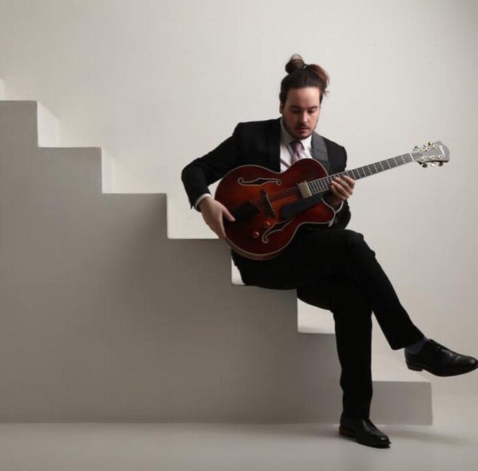 Il chitarrista Andrea Rinciari