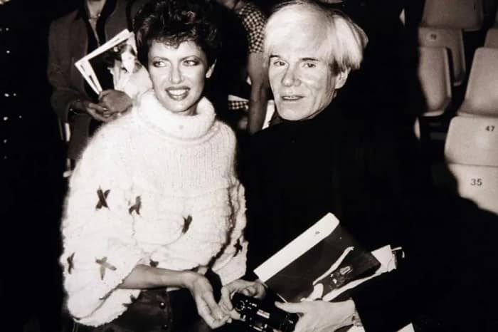Regina Schrecker con Andy Warhol  di cui è stata musa ispiratrice 