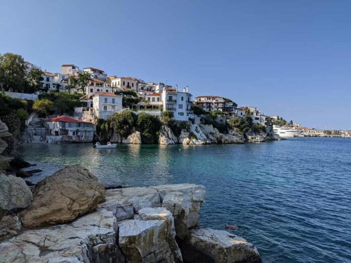Skiathos - Jack Barton, unsplash Vacanze in Grecia