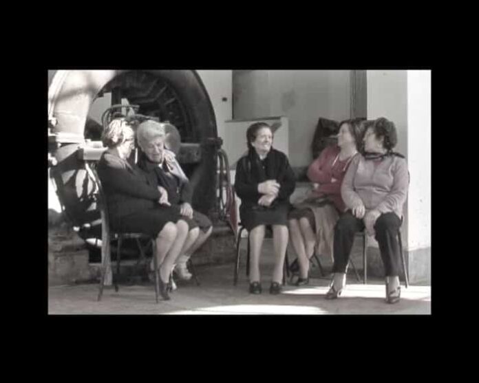 donne giu donne giu