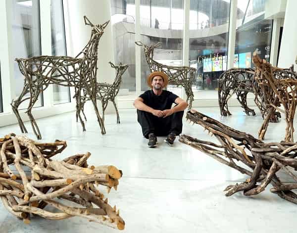 Sedicente Moradi (artista) tra le sue opere Opere del Sedicente Moradi