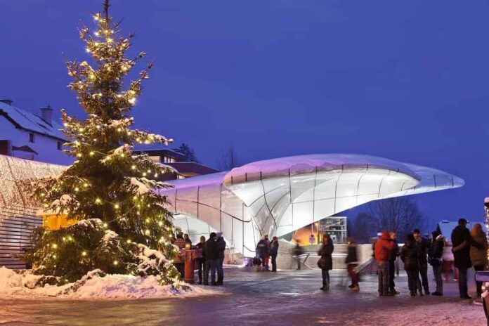 Innsbruck Mercatini di Natale Hungerburg credits ph Christof Lackner Innsbruck Mercatini di Natale Hungerburg credits ph Christof Lackner