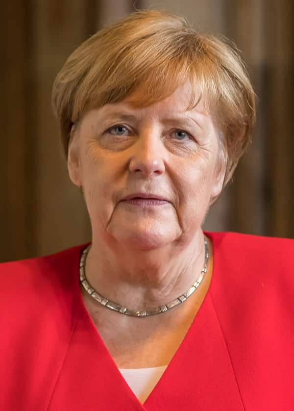 Angela Merkel (© Raimond Spekking (ph 2019) - wikipedia a Che tempo Che Fa 15-12-2024 Angela Merkel