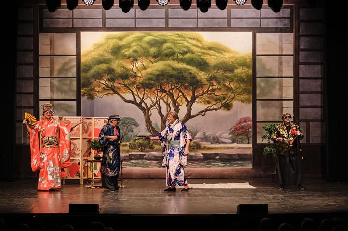 Legnanesi Ricordati il Bonsai Scena