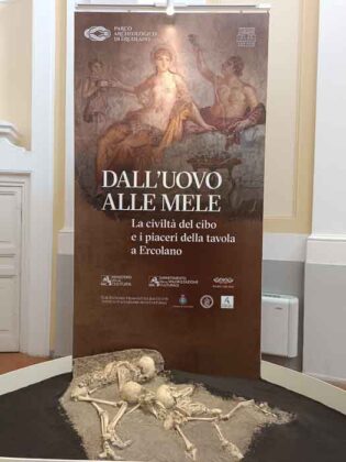 01 Dall'uovo alle mele Villa Campolieto, Ercolano