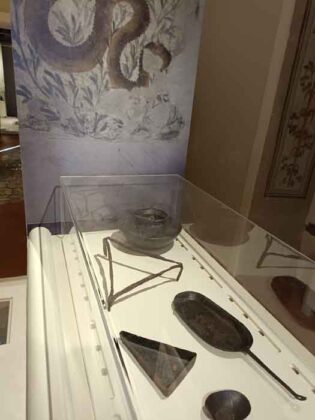 16 Dall'uovo alle mele Villa Campolieto, Ercolano