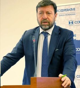 Il presidente di Confcooperative Emilia Romagna Francesco Milza Il presidente di Confcooperative Emilia Romagna Francesco Milza