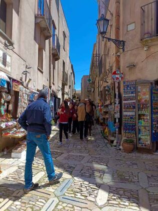 Erice centro del borgo 12