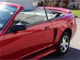Convertibles: Richard Gere’s Ford Mustang hits the auction block Cabriolet Mustang Gere Convertibles