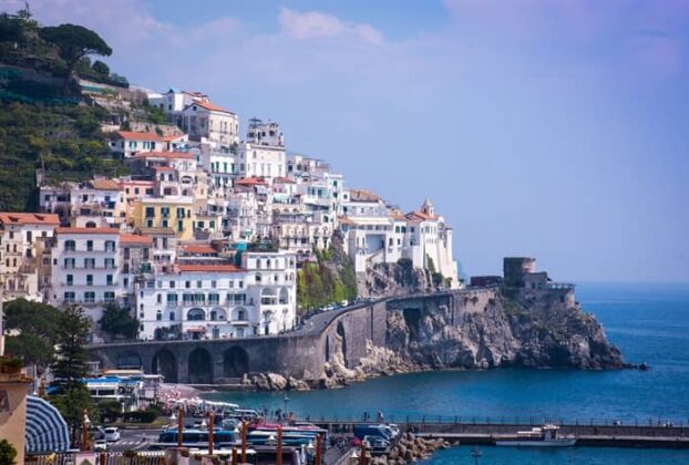 Amalfi Foto di Anemone123 da Pixabay