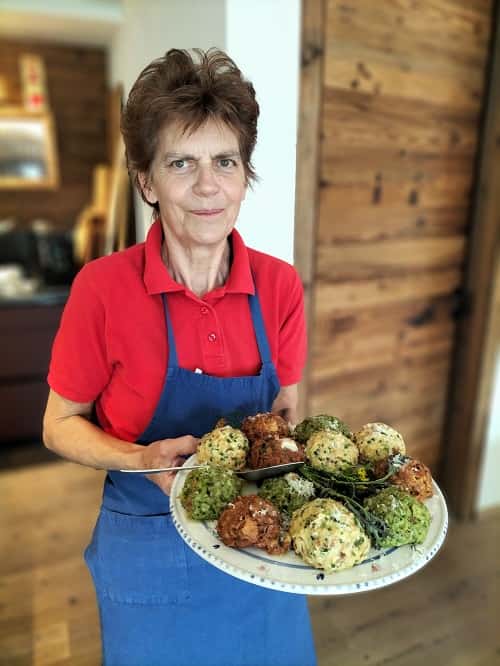 Anna Maria Gall con il suo paitto