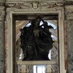 Duomo di Salerno Cripta Statua di San Matteo 05