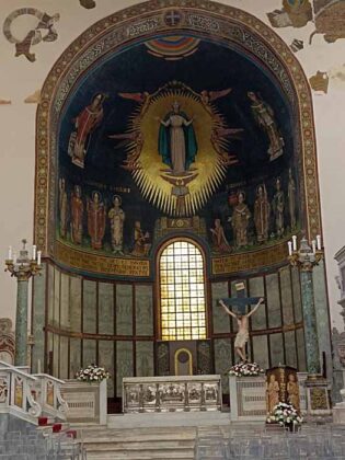 Duomo di Salerno Navata Centrale 03
