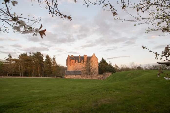 Rifugio Storico Castello Fife viaggi dark Airbnb