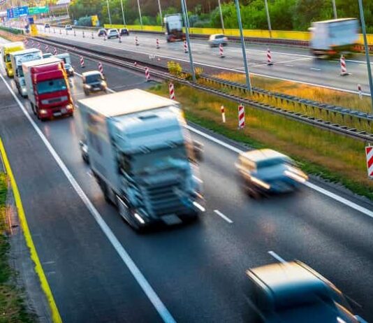 Used commercial vehicle market: Truck1 leader Truck1 camion export veicoli commerciali usati used commercial vehicle marketplace
