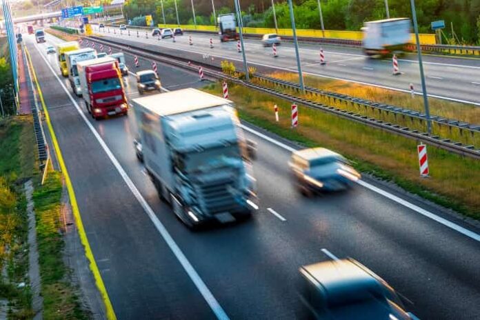 Truck1 - camion - export veicoli commerciali usati Truck1 camion export veicoli commerciali usati used commercial vehicle marketplace