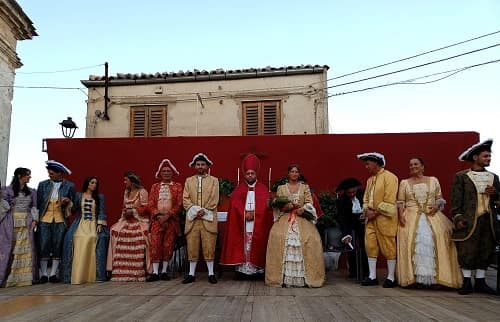 ferragosto 2024 in costume