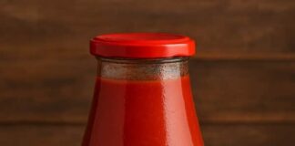 Passata di pomodoro vegana