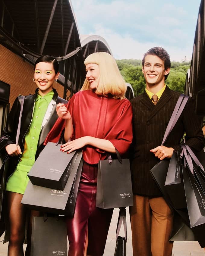SHOPPING - The Mall Luxury Outlets SHOPPING The Mall Luxury Outlets